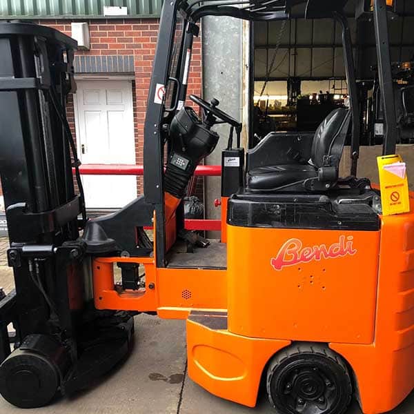 B40 rental ready bendi forklift.jpg